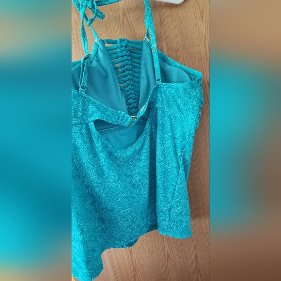 Catalina Women's Swim Top in Turquoise - Picture 2 of 3